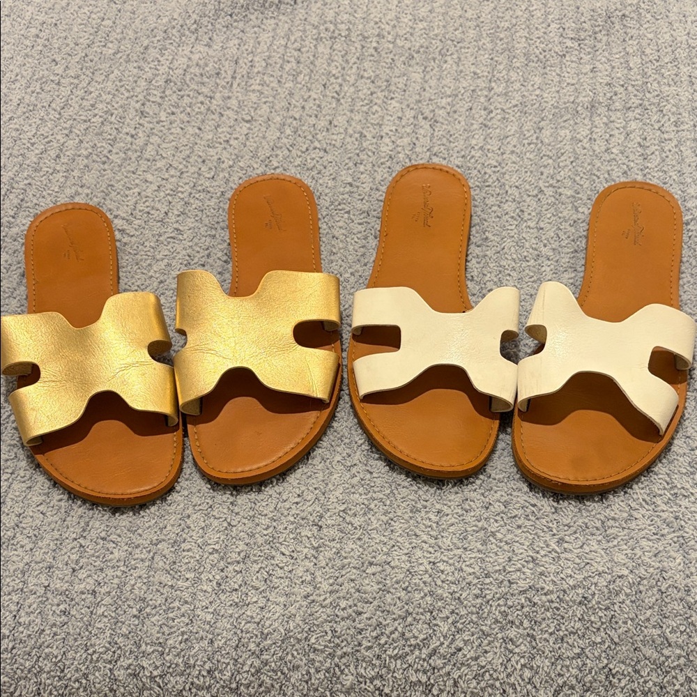Universal Thread Gold and White Sandals